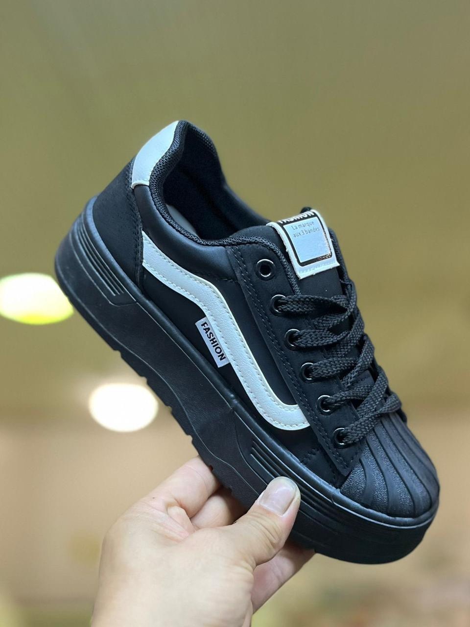 ,кроссовки женскиe,кроссовки кеды,спортивная , женская кроссовки