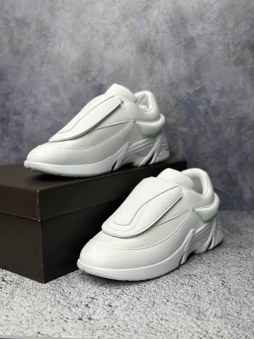 кроссовки raf simons (runner) цвет белый размер 42,кроссовки raf simons ante,raf simons кроссовки antei,raf simons белые кожаные низкие кроссовки,raf simons белые кроссовки antei