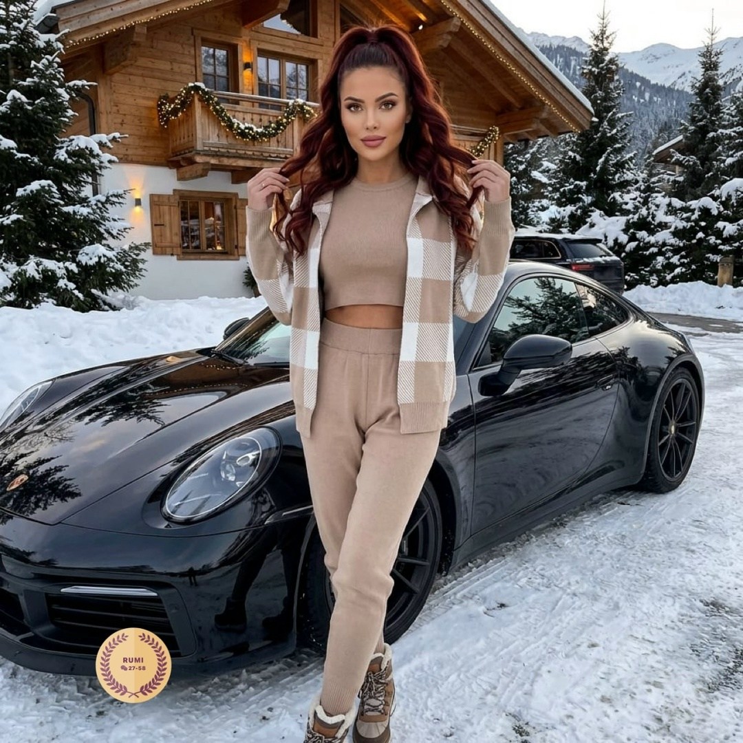 девушка,кофта свитер,женщин,модели,домашние костюмы