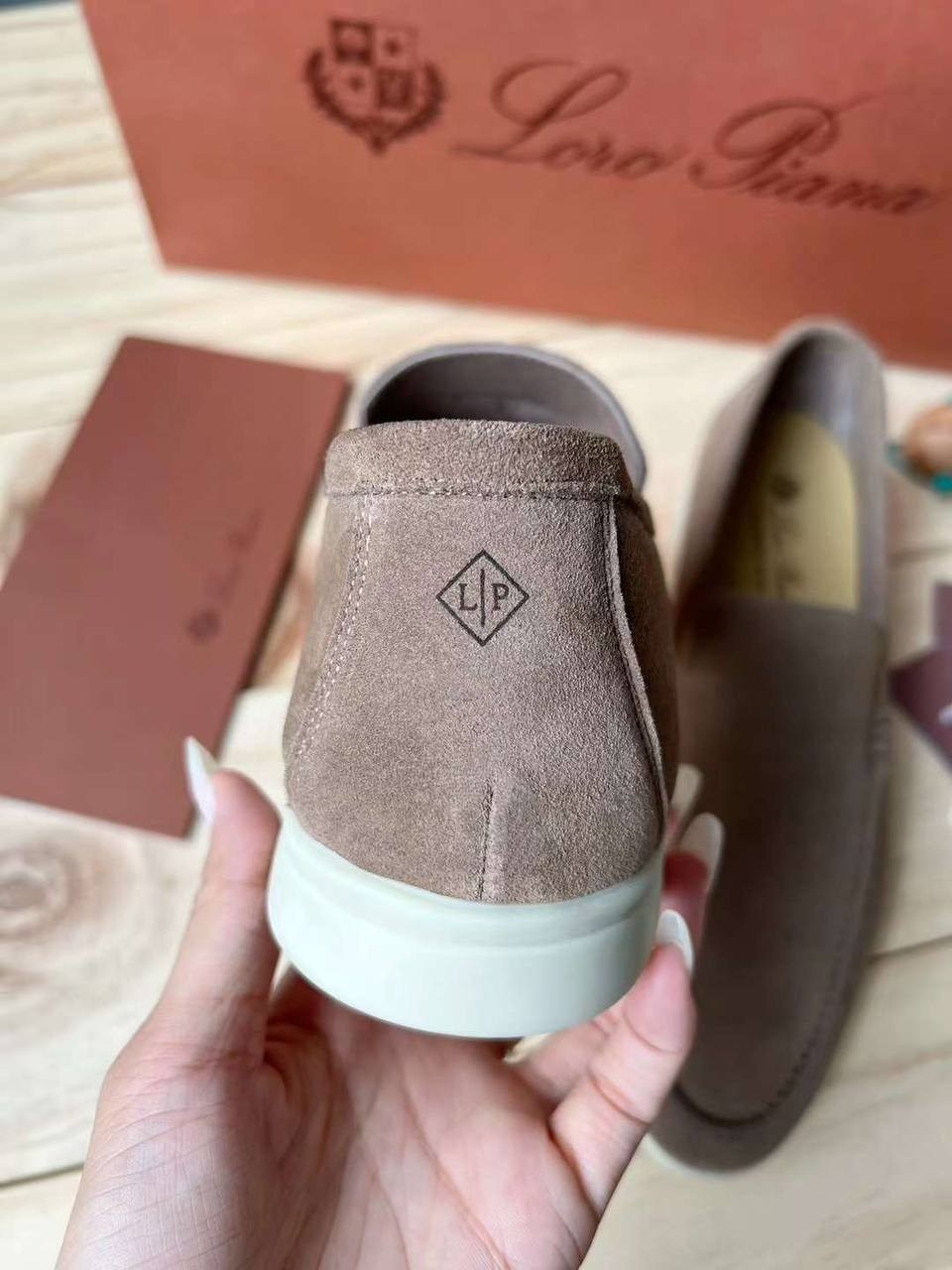 лоферы мужские loro piana,мужские замшевые лоферы loro piana summer walk,лоферы loro piana summer walk,лоферы loro piana,лоферы из натуральной замши loro piana