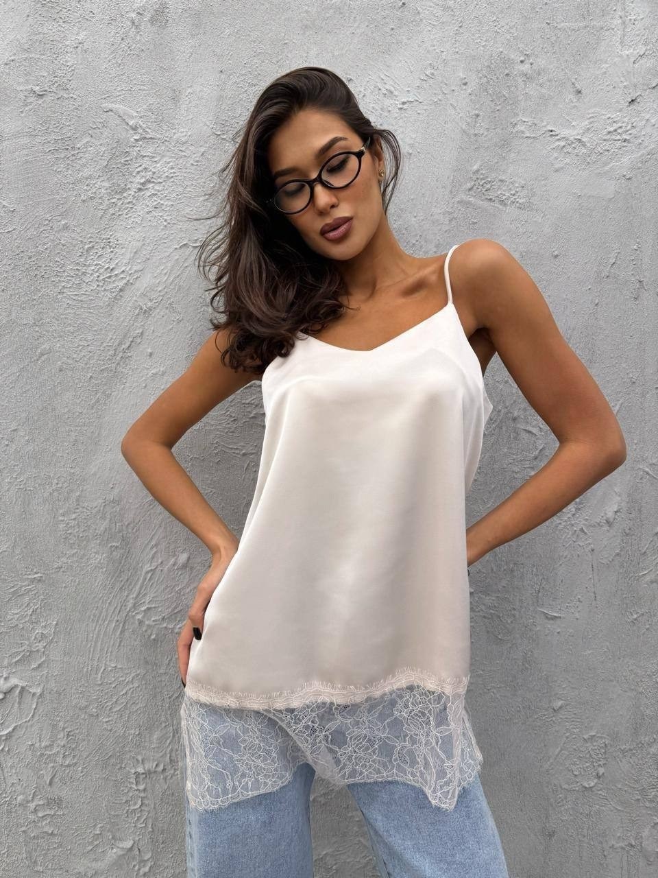 майка с кружевами,топ шелковый с кружевом,топ с кружевом,шелковая майка,майка с кружевом