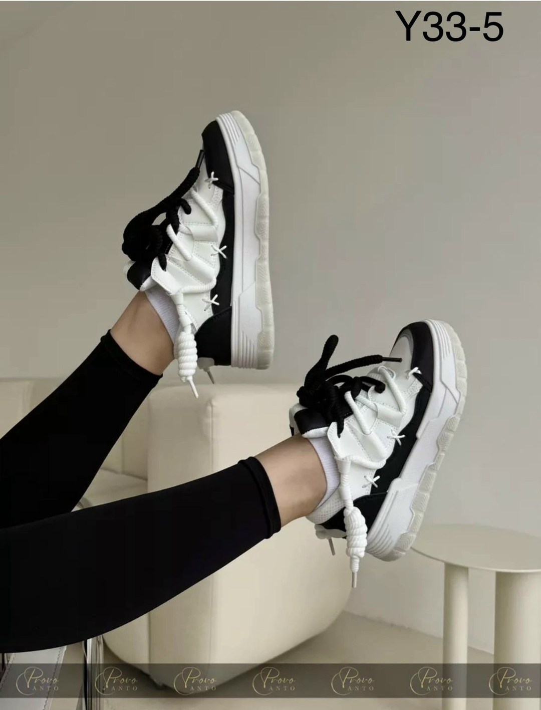 кроссовки женскиe,,кроссовки массивные,кроссовки модные,повседневные кроссовки