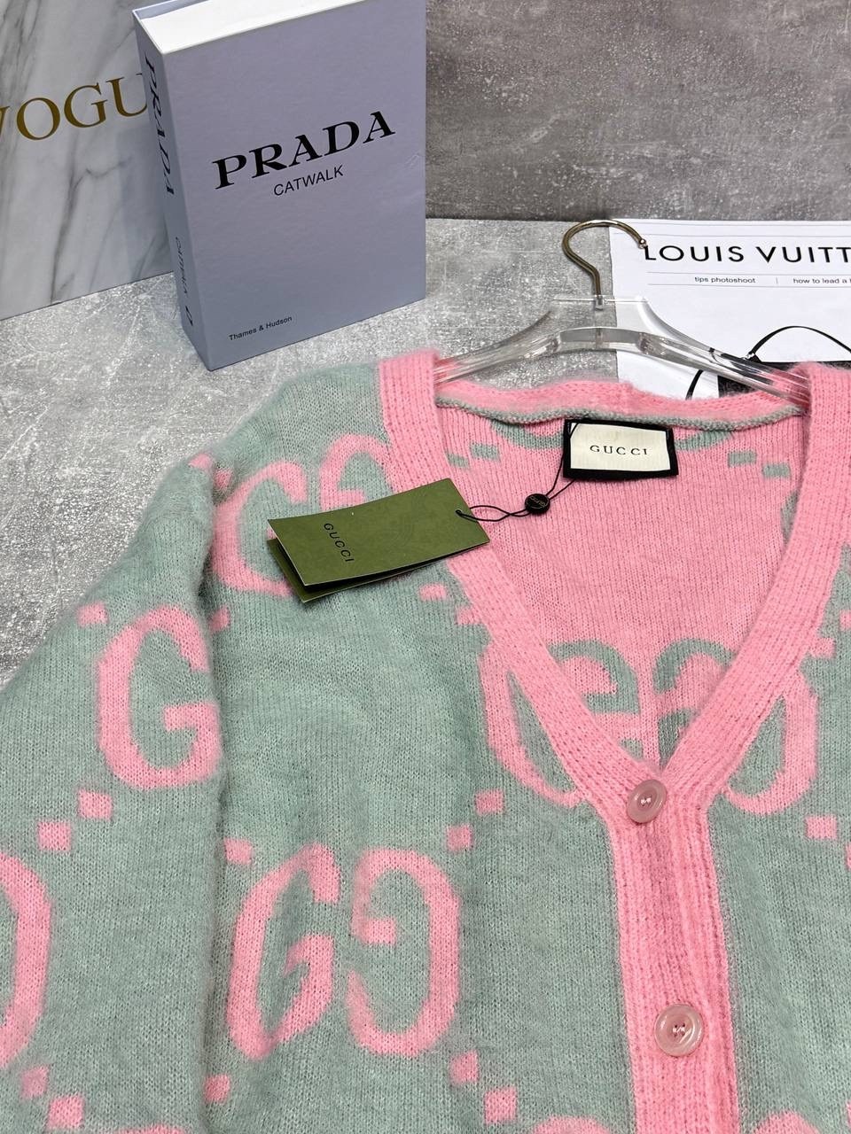 кардиган gucci,кардиган гуччи зеленый,кардиган гуччи,кардиган,кардиган с узорами