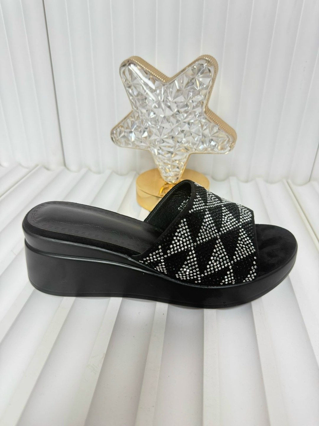 , женская,женские босоножки на танкетке, летняя,летняя женская