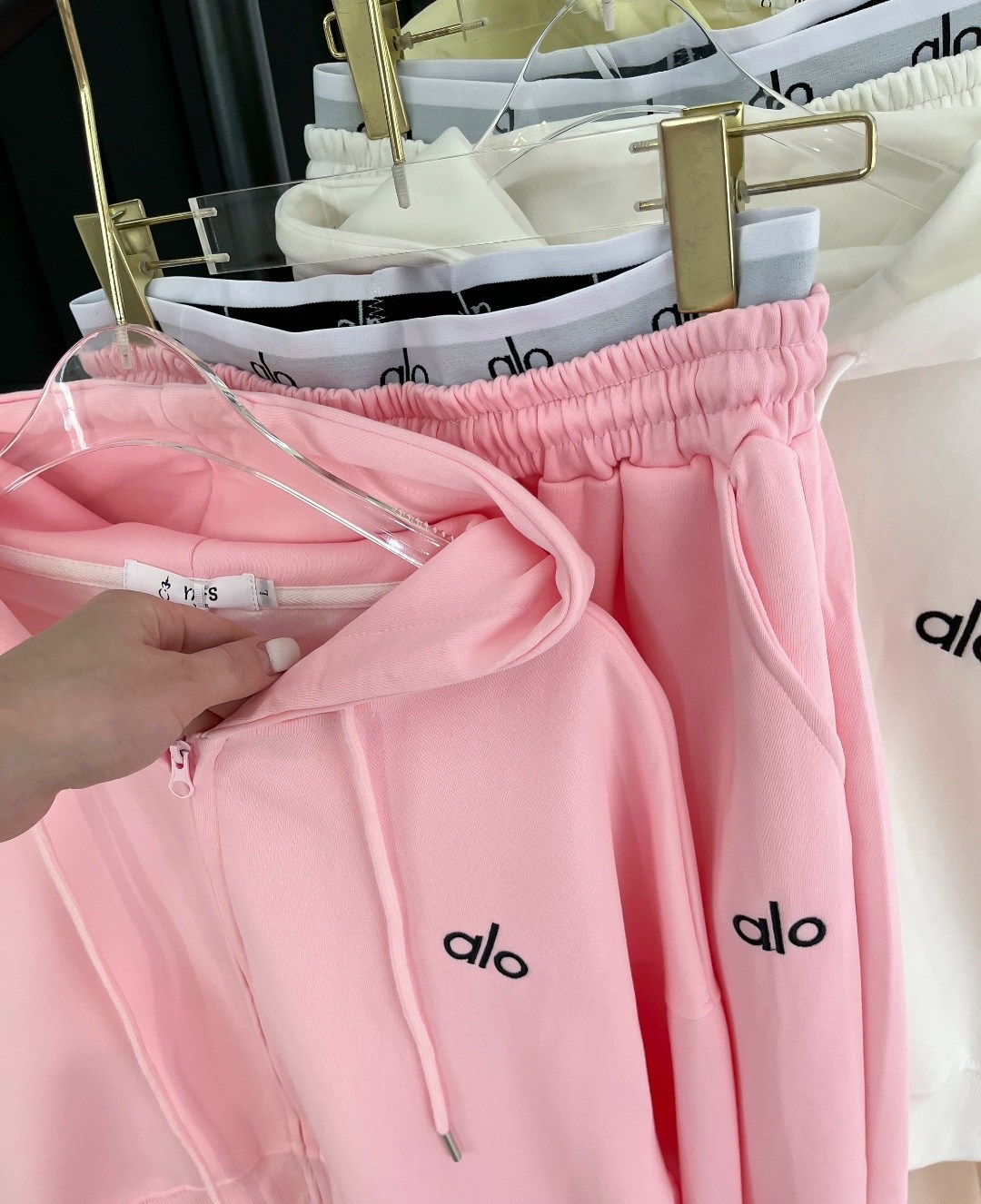 cпортивный костюм женский на флисе,костюм спортивный женский,костюм на флисе,спортивный костюм,спортивные костюмы на флисе