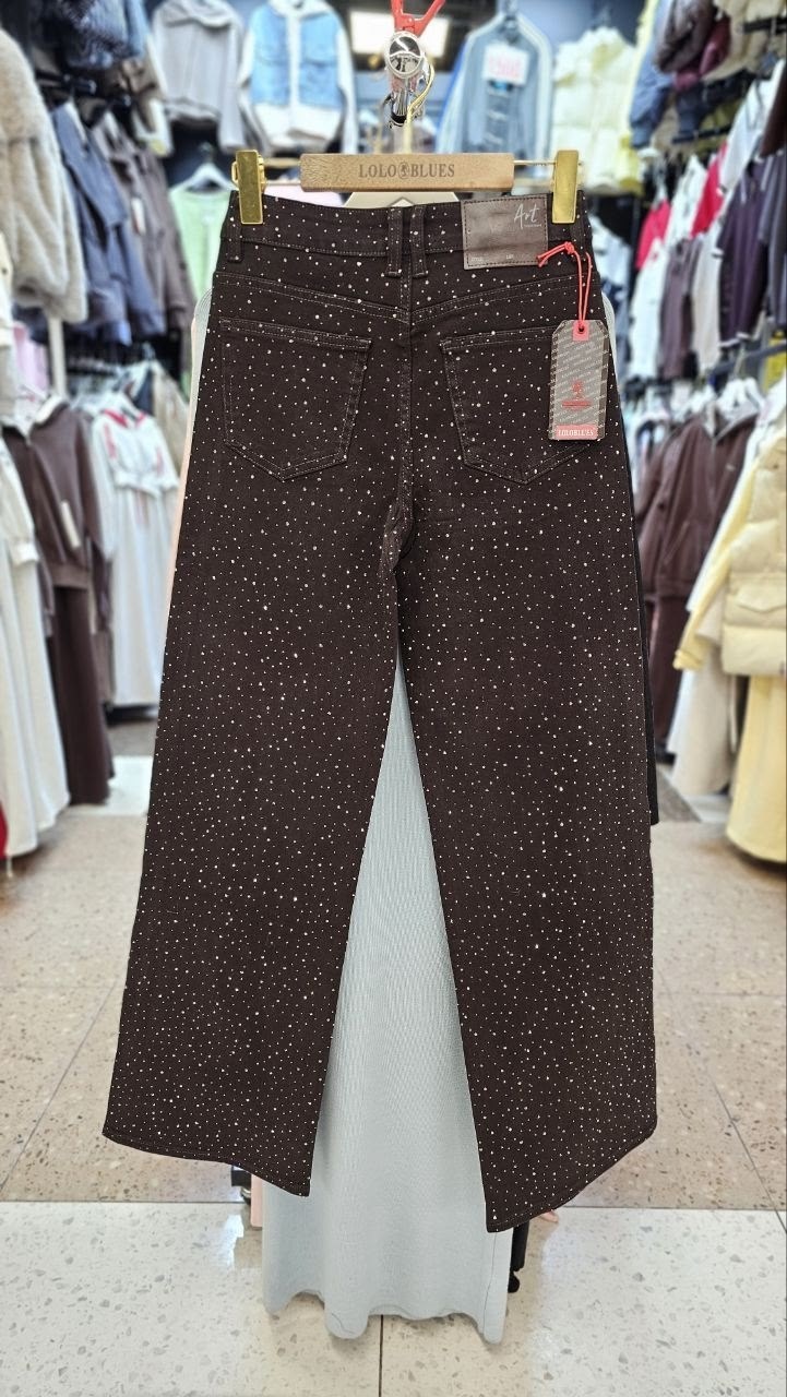 джинсы со стразами,джинсы труб со стразами,джинсы клеш со стразами h&a collection,женские джинсы со стразами,джинсы широкие трубы со стразами