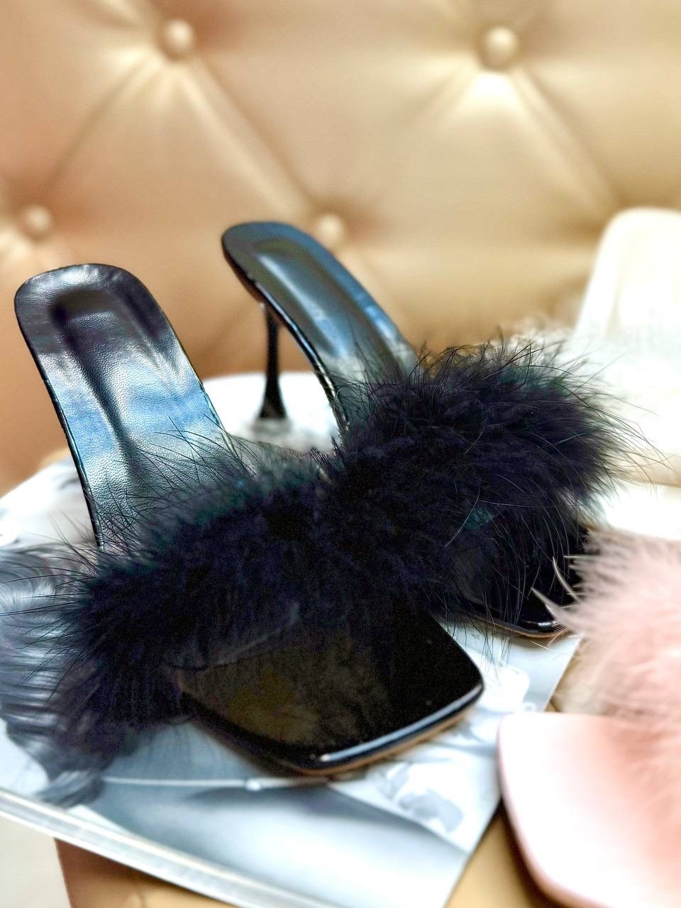 женские пушистые тапочки на среднем каблуке,женские тапочки на каблуке с мехом,босоножки с мехом на каблуке,тапочки розовые с мехом на каблуке,тапочки с мехом на каблуке