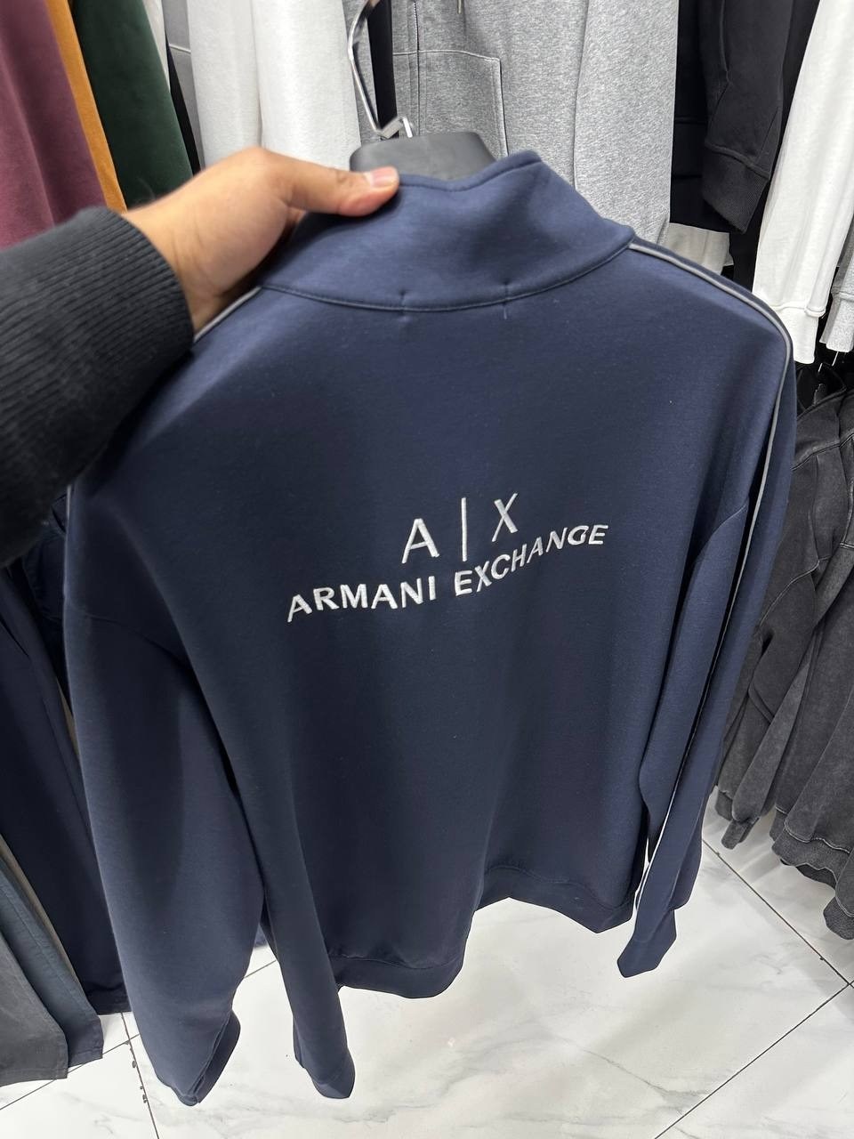 мужская толстовка armani exchange,armani exchange armani,толстовка armani exchange,свитшот armani exchange женский,спортивный костюм armani exchange