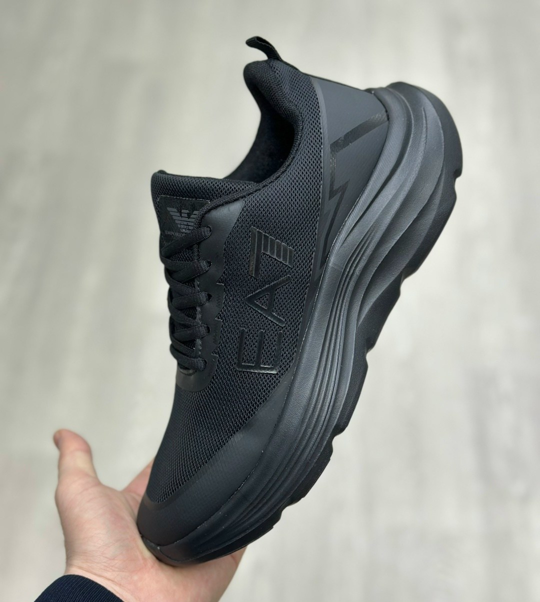 кроссовки,эксклюзивные кроссовки,кроссовки ea 7,кроссовка мужской,кроссовки emporio armani