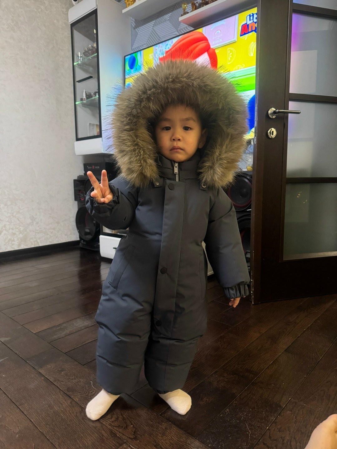 куртка borelli,зимняя куртка,куртка,меховая опушка xxl на капюшон из енота,парка с меховым