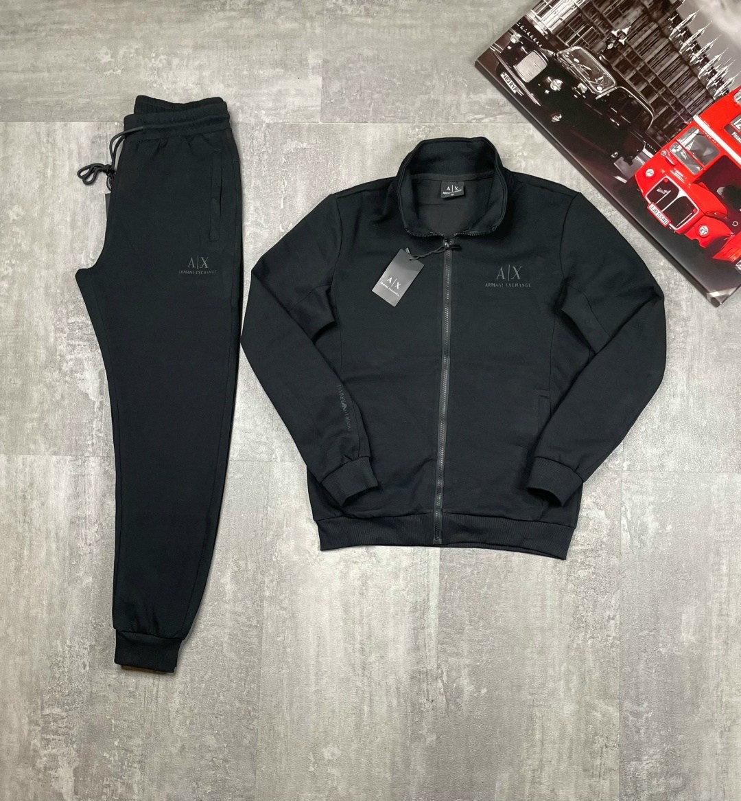 спортивный костюм armani,спортивный костюм armani exchange,спортивный костюм мужской,костюм спортивный,мужской спортивный костюм armani exchange