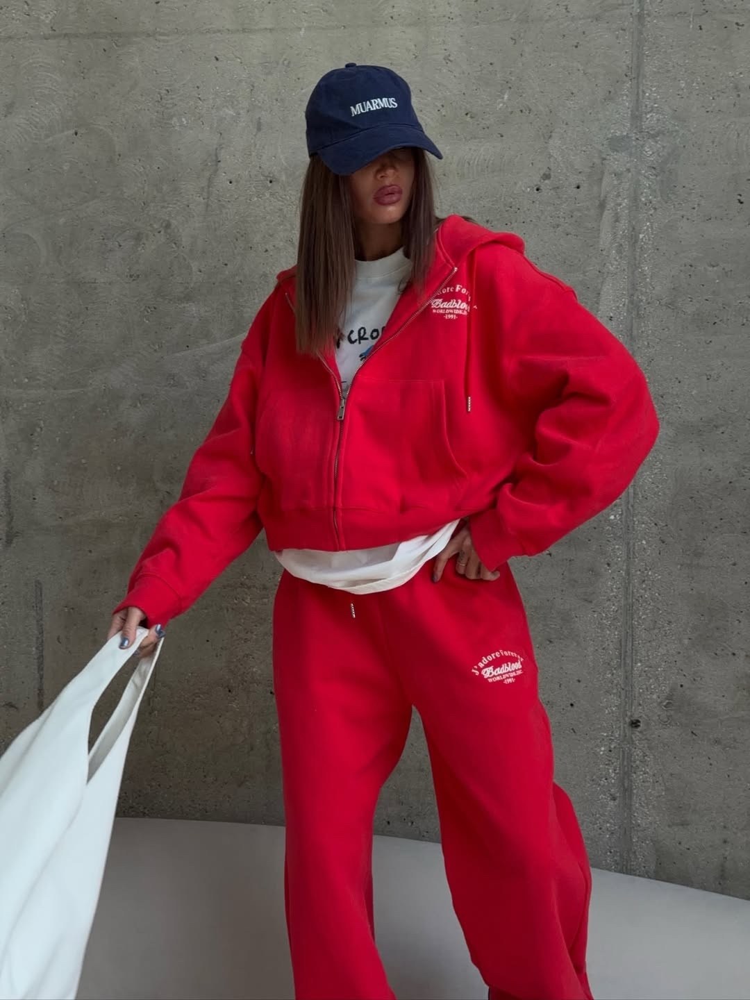 спортивный костюм miu miu женский,спортивный костюм,спортивный костюм женский,спортивный костюм красный,шикарный двухсторонний костюм двойка на флисе