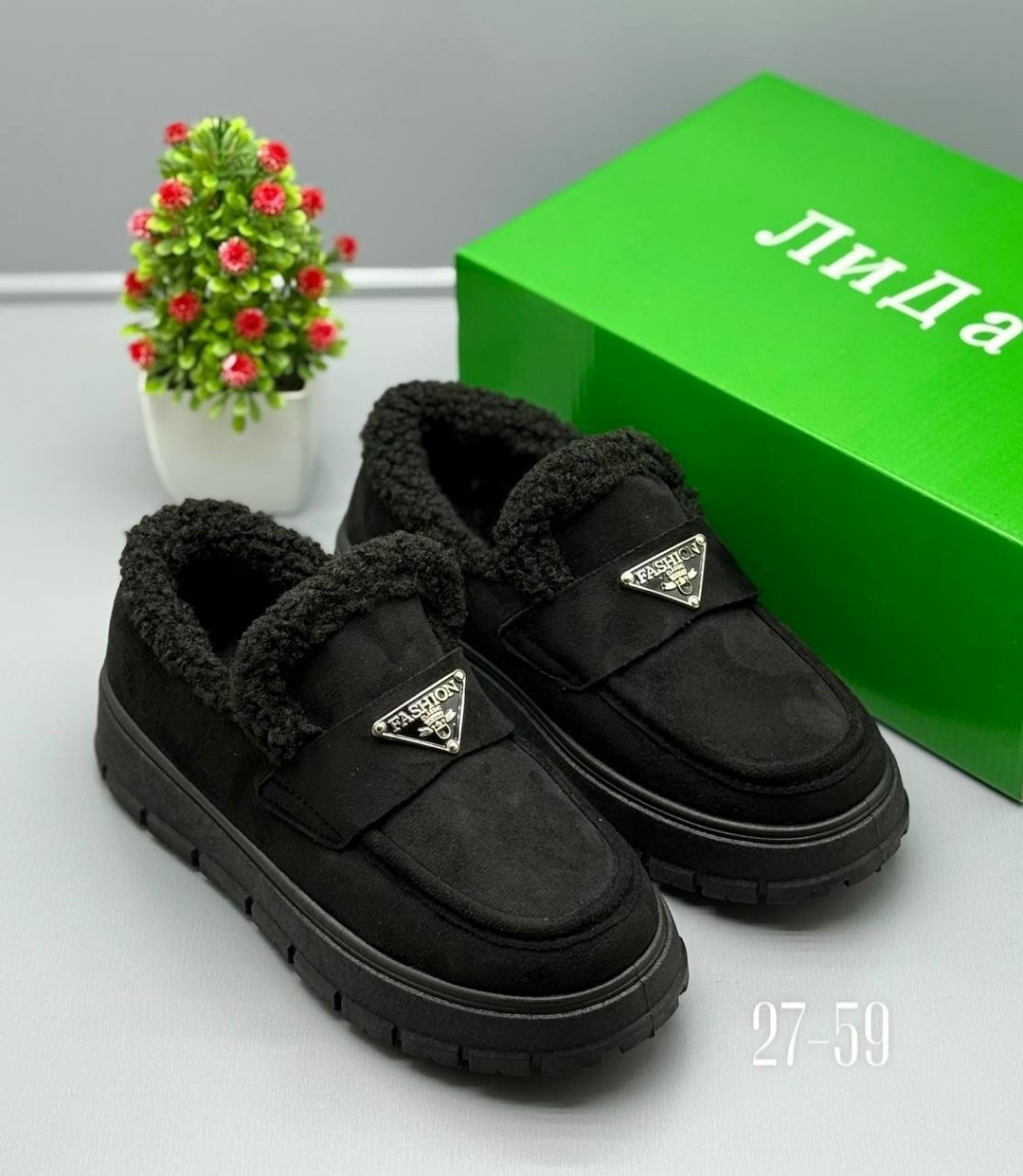 ,женская ,угги замш,лоферы prada,зимняя