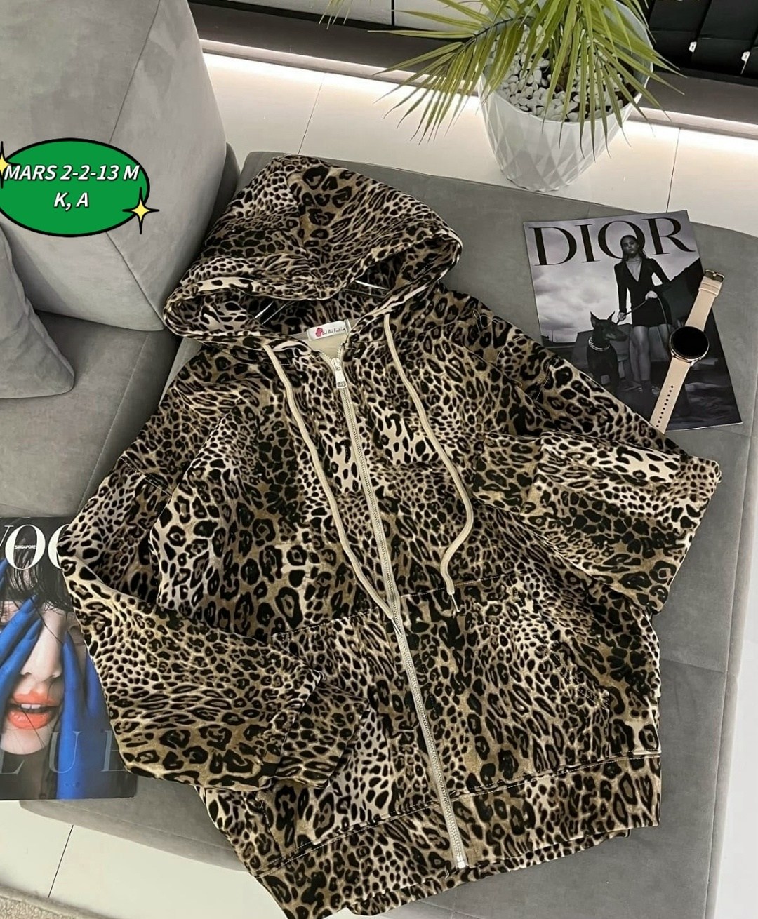 куртка бомбер,женская куртка,женская кофта,куртка,куртка с капюшоном