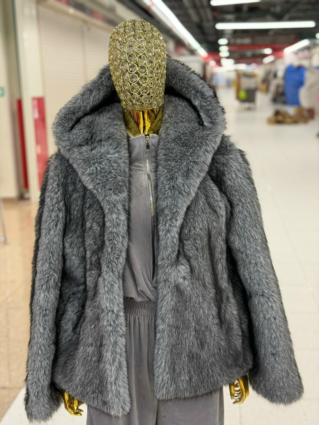 женская шуба,шуба,шуба из экомеха с капюшоном,шуба из эко меха fidan цвет серый,женская шуба из натурального кроличьего меха