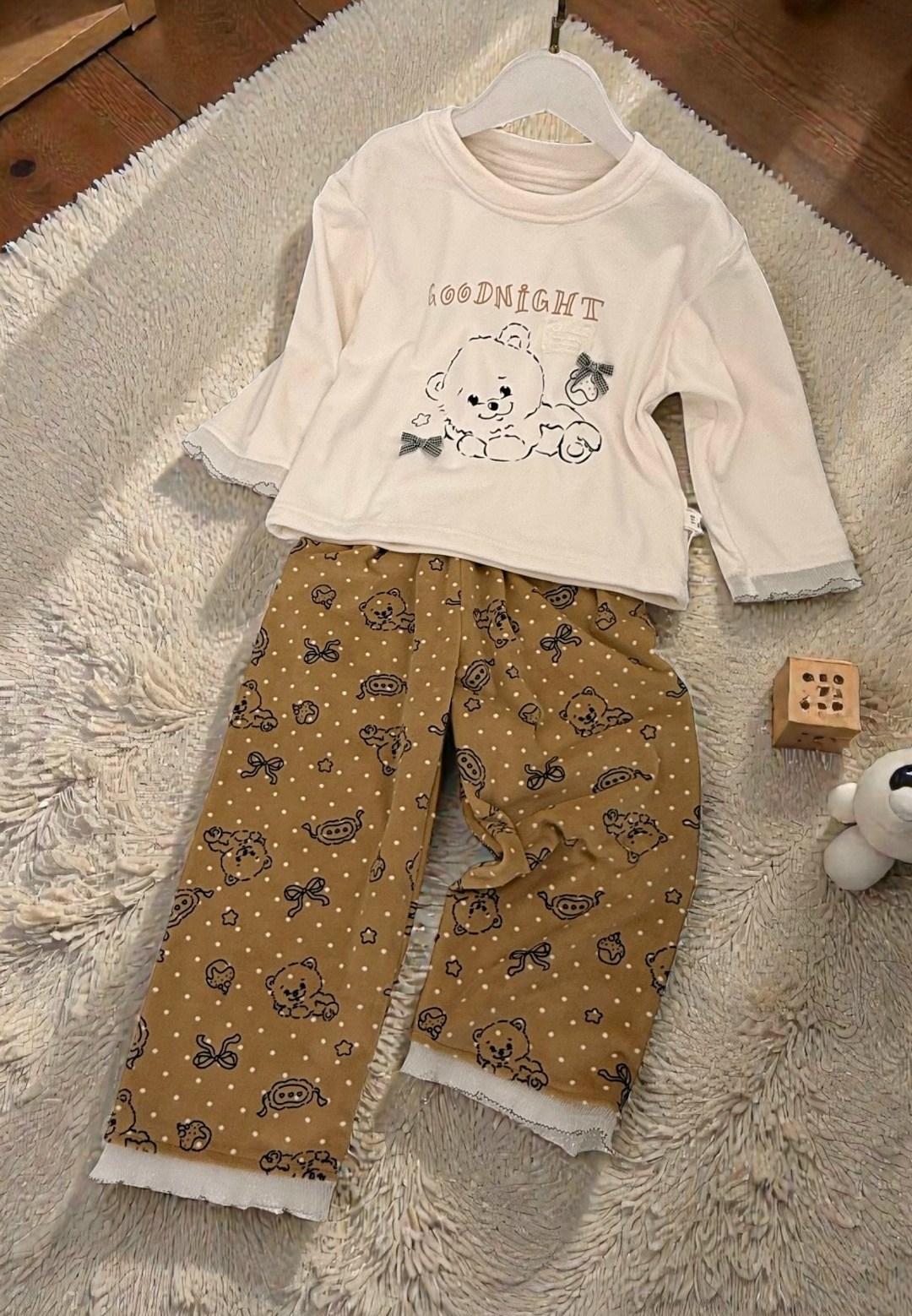 пижама для девочки,пижама детская для девочек,детская пижама бежевая для мальчика и девочки bambino mio,теплые пижамы детские,mayoral пижама для девочки 4778