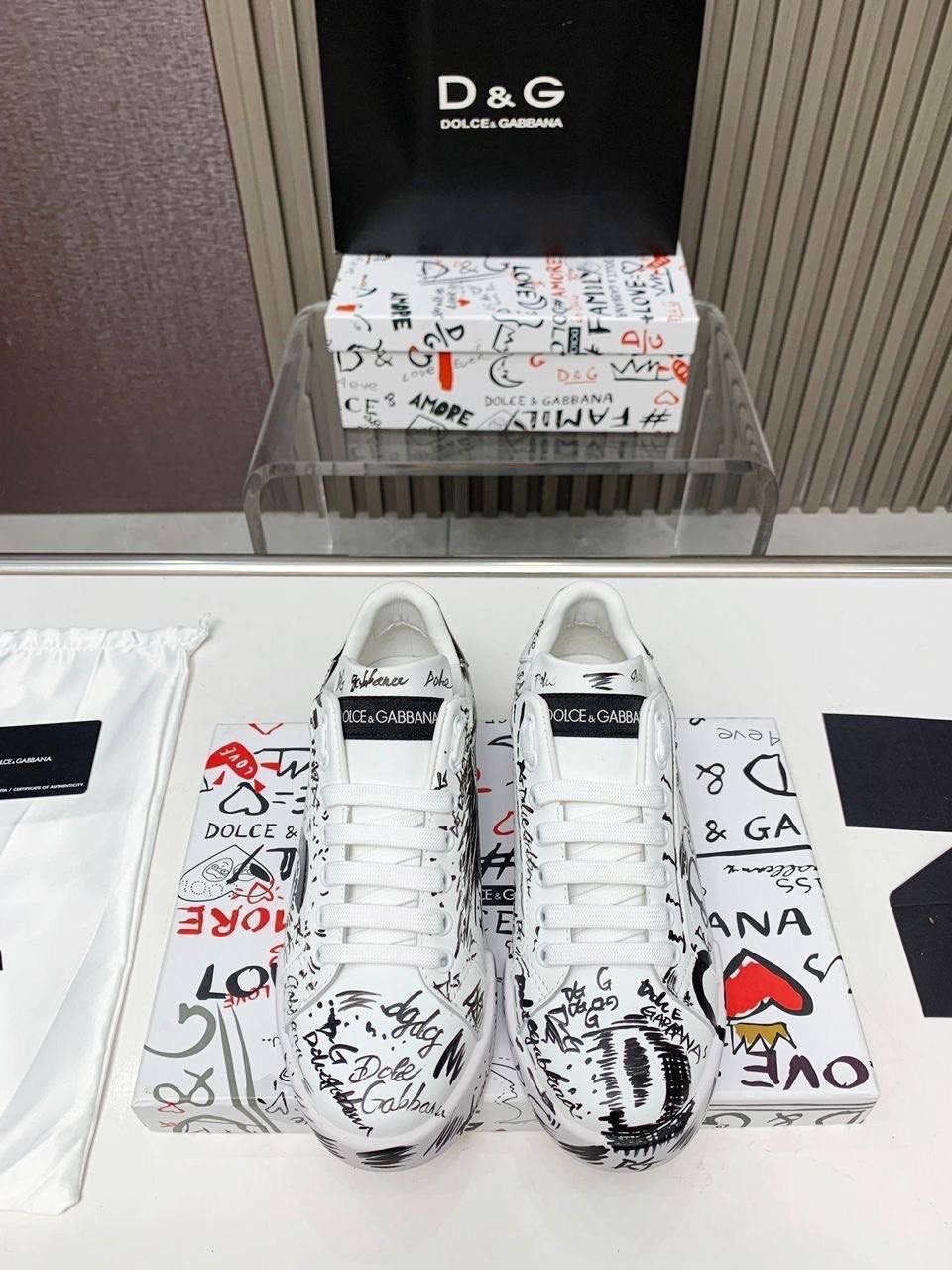 кеды дольче габбана мужские реплика,кеды dolce gabbana,кроссовки dolce gabbana,dolce gabbana кроссовки мужские,кроссовки dolce gabbana женские