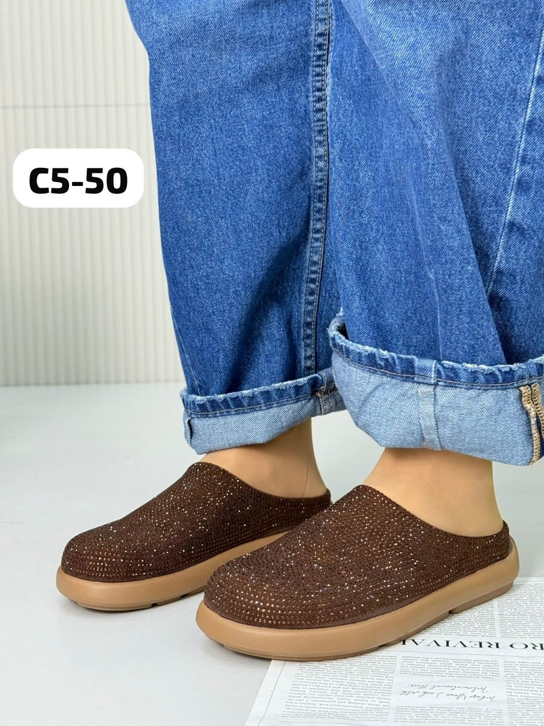 ,тапочки модные, женская,женские шлепанцы,женские тапочки