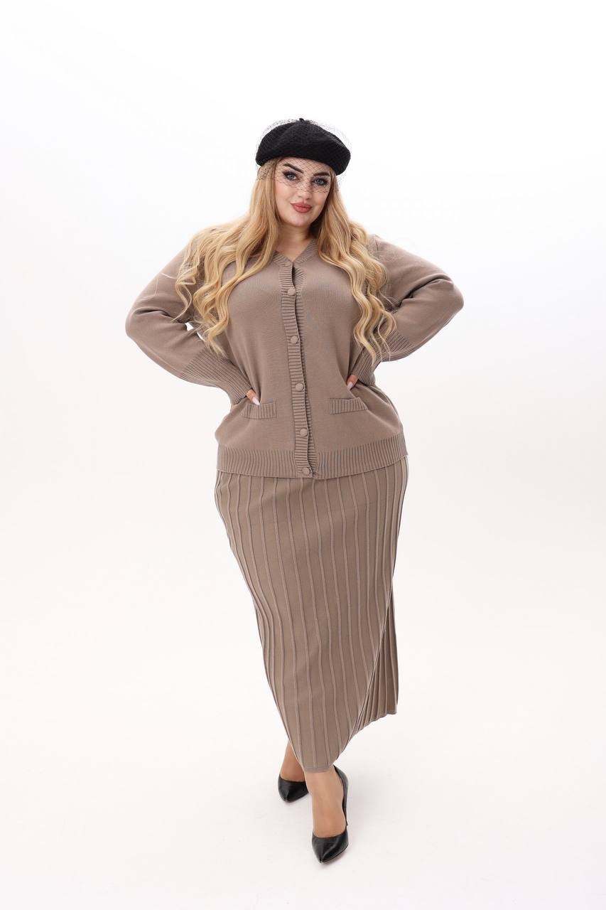женские костюмы с юбкой,костюм с юбкой,женский стильный молочный костюм комплект кардиган+юбка трикотаж,трикотажный костюм с юбкой,костюм с юбкой и кардиганом galore original 304491992