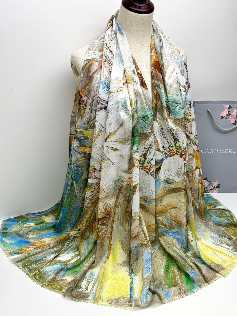 женский шарф,палантин женские,шарф шёлковый,женский шелковый шарф,шарфы и платки