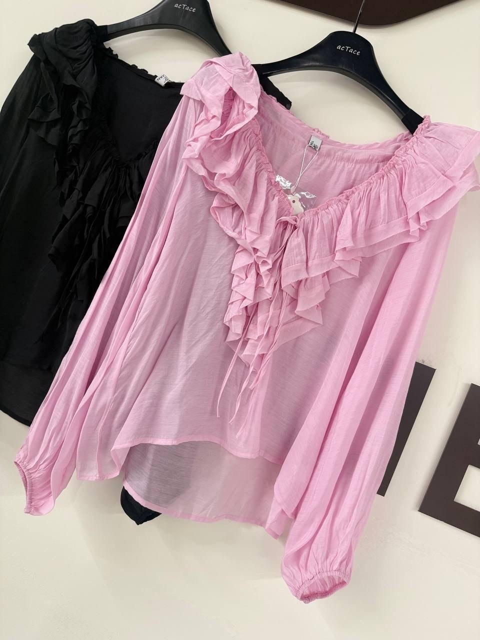 женская прозрачная блузка с v-образным вырезом, длинным рукавом и оборками,блузка с оборками,блузка с воланом,блузка с рюшами,шифоновая блузка с оборками