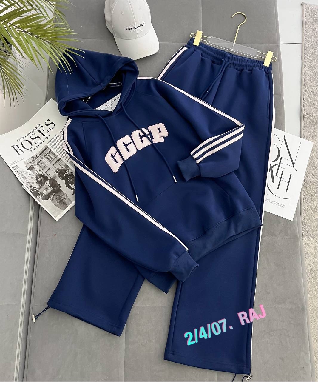 женский спортивный костюм adidas,спортивный костюм,женский спортивный костюм,модный спортивный костюм женский 2026,женский спортивный костюм на флисе