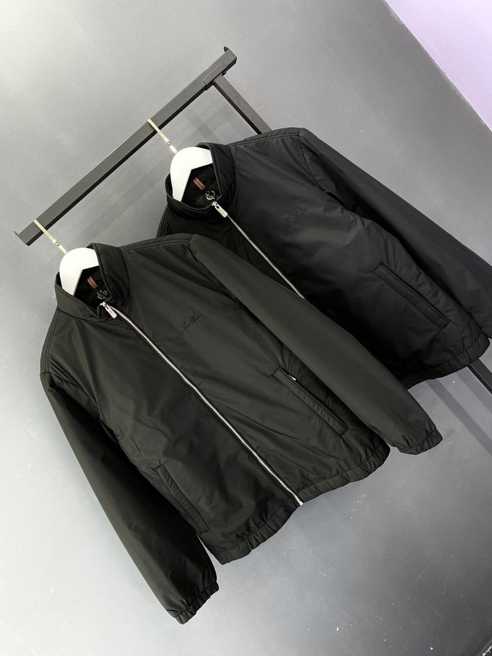 куртка,куртка повседневная,куртка с воротником,куртка с высоким воротником,теплая куртка