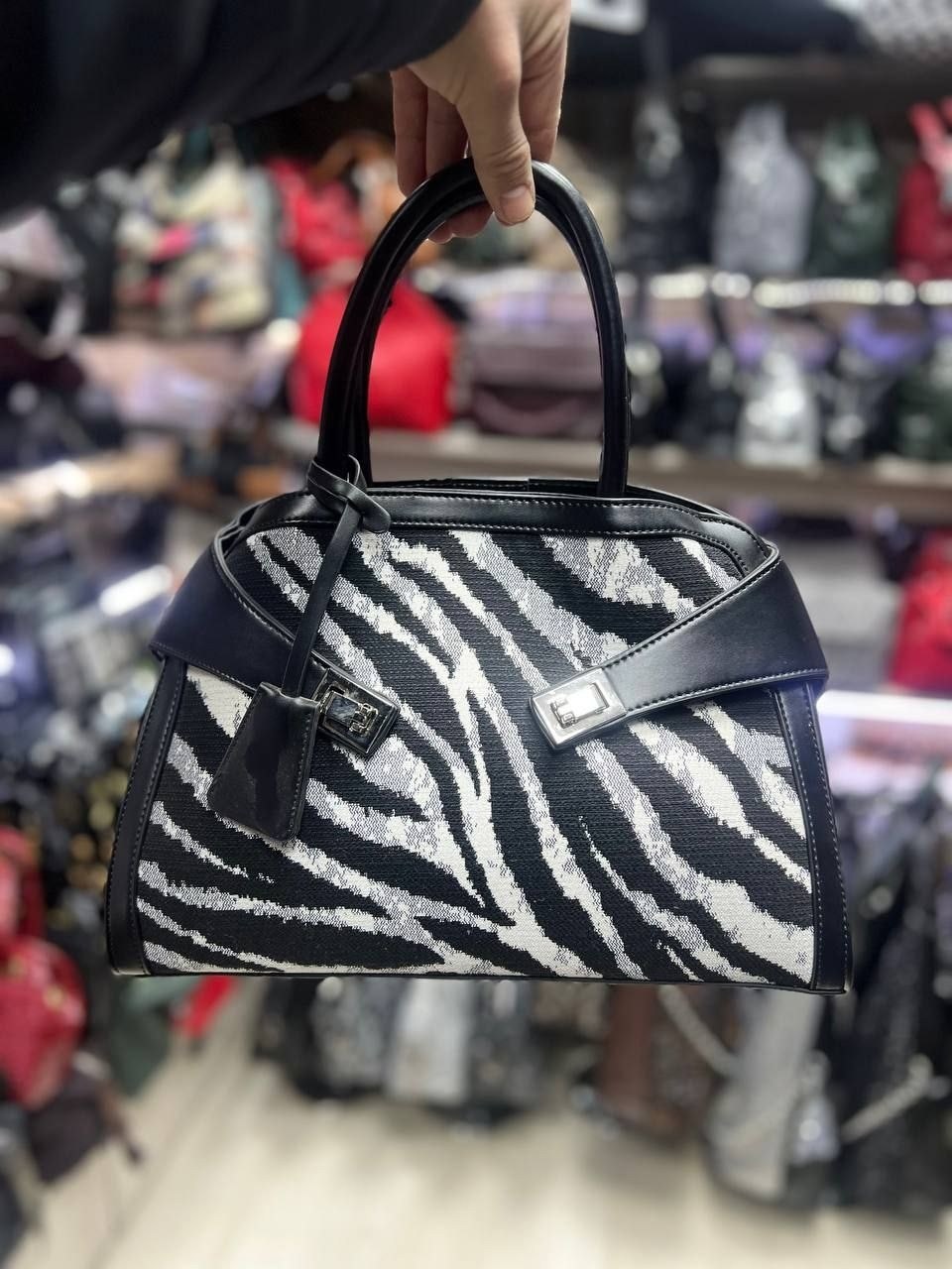 сумка с леопардовым принтом,леопардовая сумка,модная женская сумка с леопардовым принтом aidrani,сумка леопардовая маленькая,сумка леопард