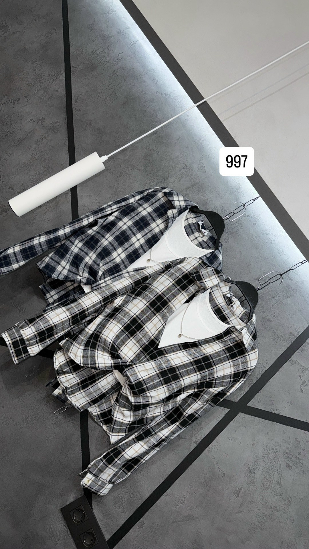 женская рубашка в клетку,клетчатая рубашка женская,рубашка оверсайз в клетку удлиненная,рубашка в клетку оверсайз kako govana,рубашка в клетку оверсайз y2k thirteen brand