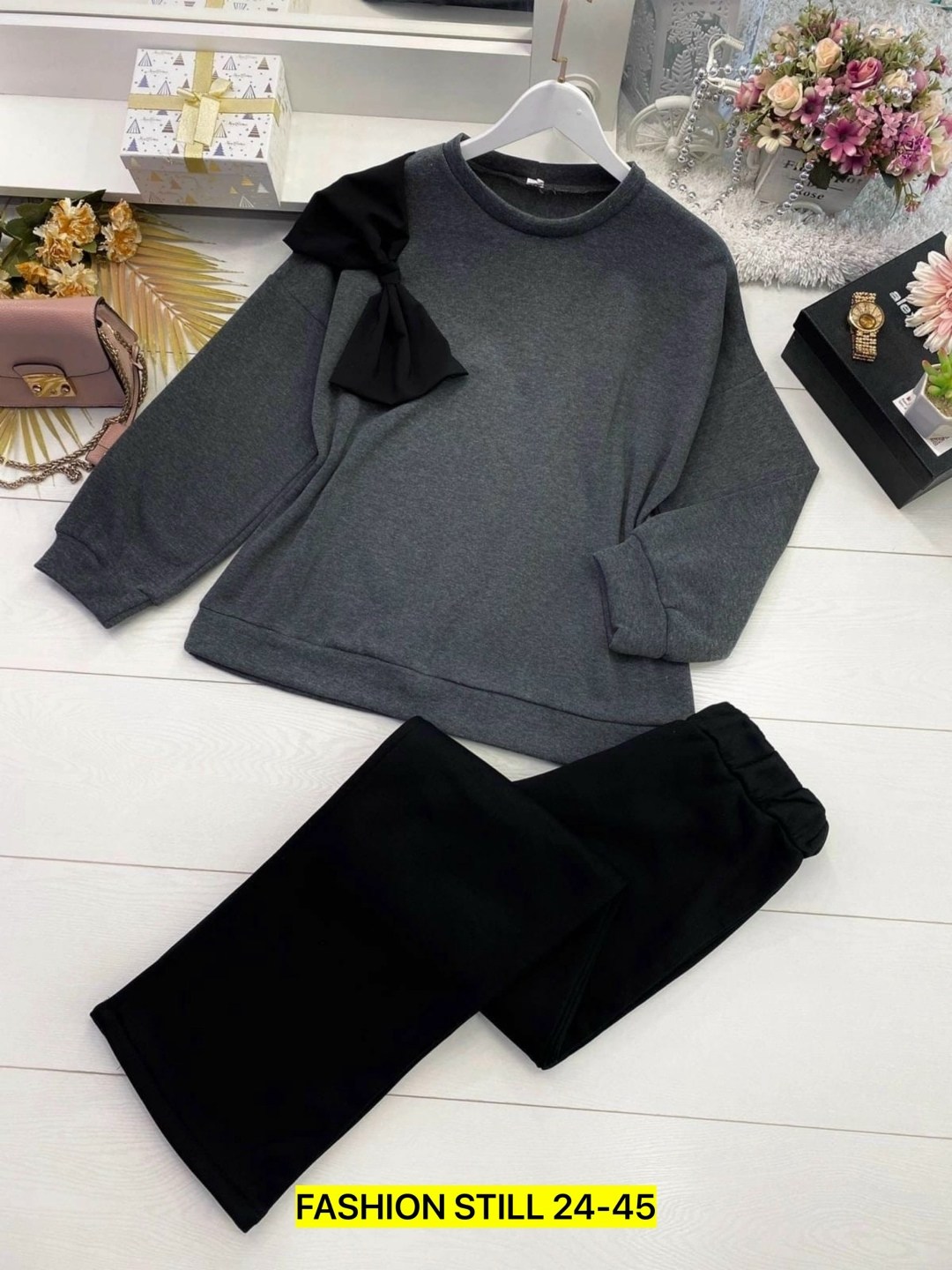 костюм женский на флисе,костюм с брюками,трикотажный костюм,брючный костюм,вязаные костюмы