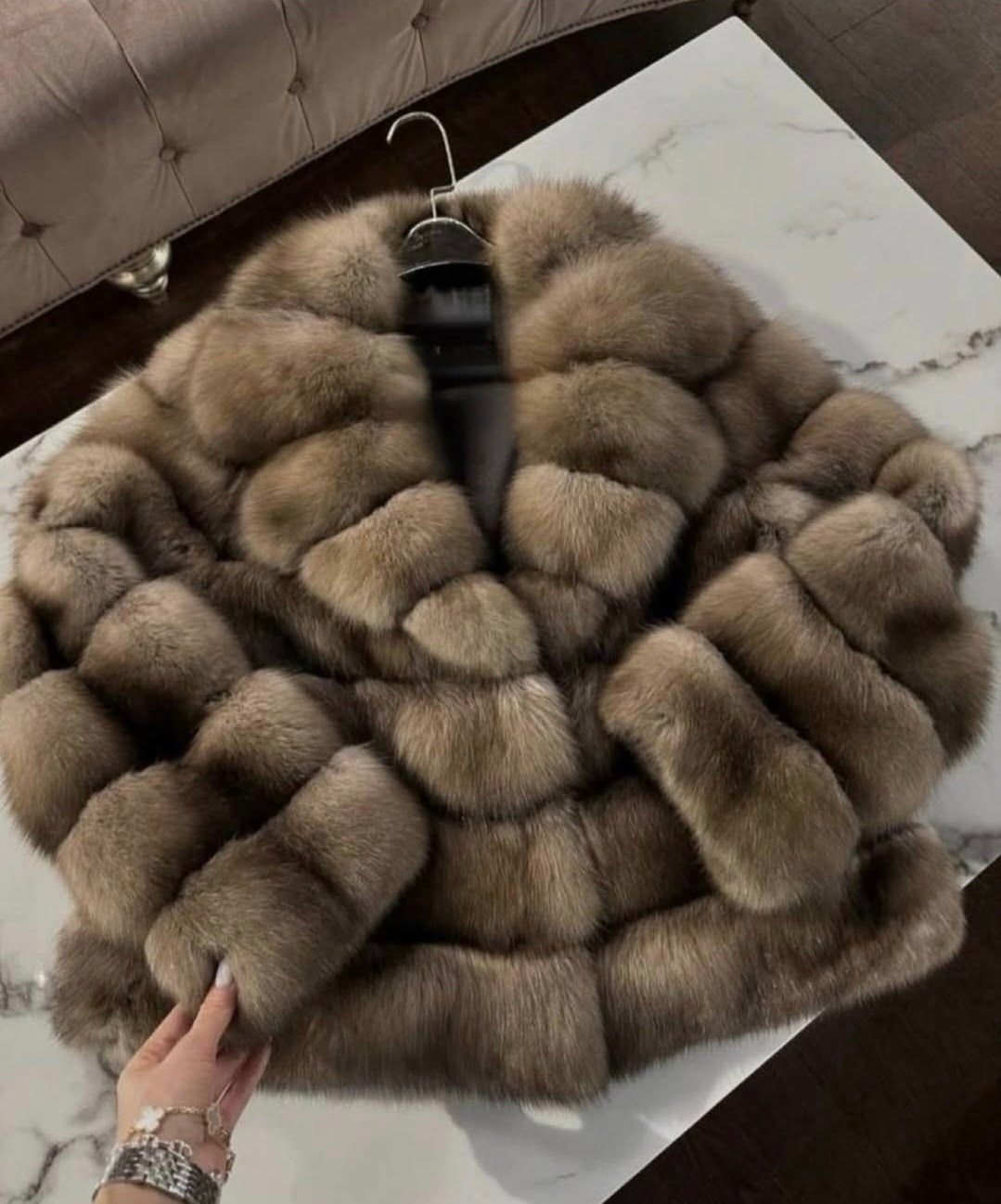 шуба из куницы,шуба соболь,шуба из соболя,женская шуба из натурального лисьего меха,шуба из песца под соболя