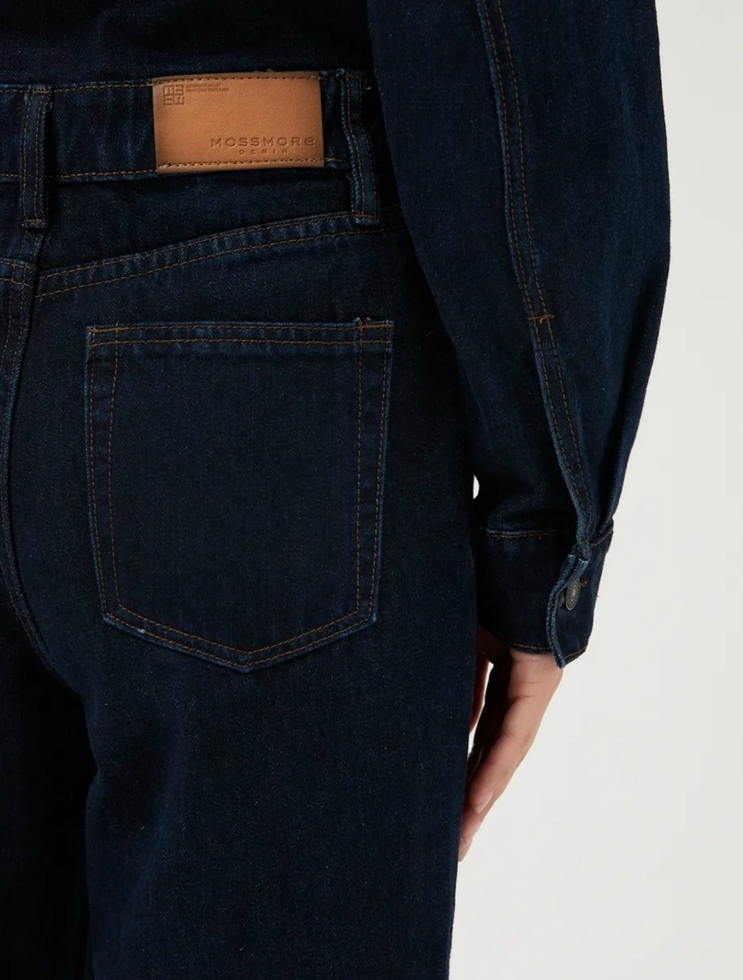 женский джинсовый комбинезон,комбинезон джинсовый,комбинезон зарина деним,женский комбинезон,комбинезон