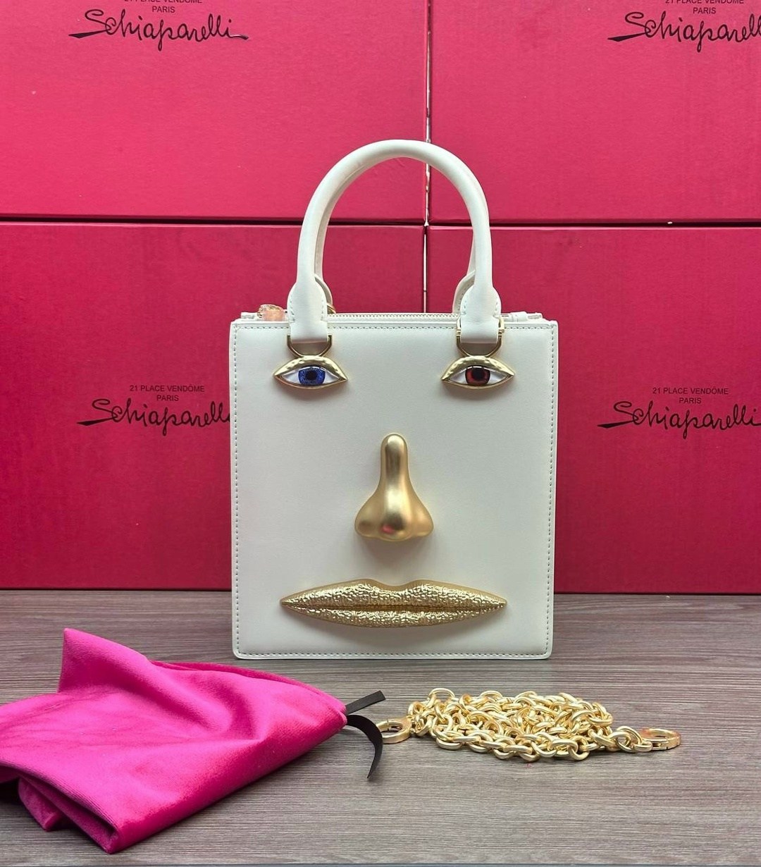 сумка-тоут schiaparelli,сумка женская schiaparelli,сумка schiaparelli,сумка schiaparelli натуральная кожа,женская белая сумка schiaparelli anatomy jewelry
