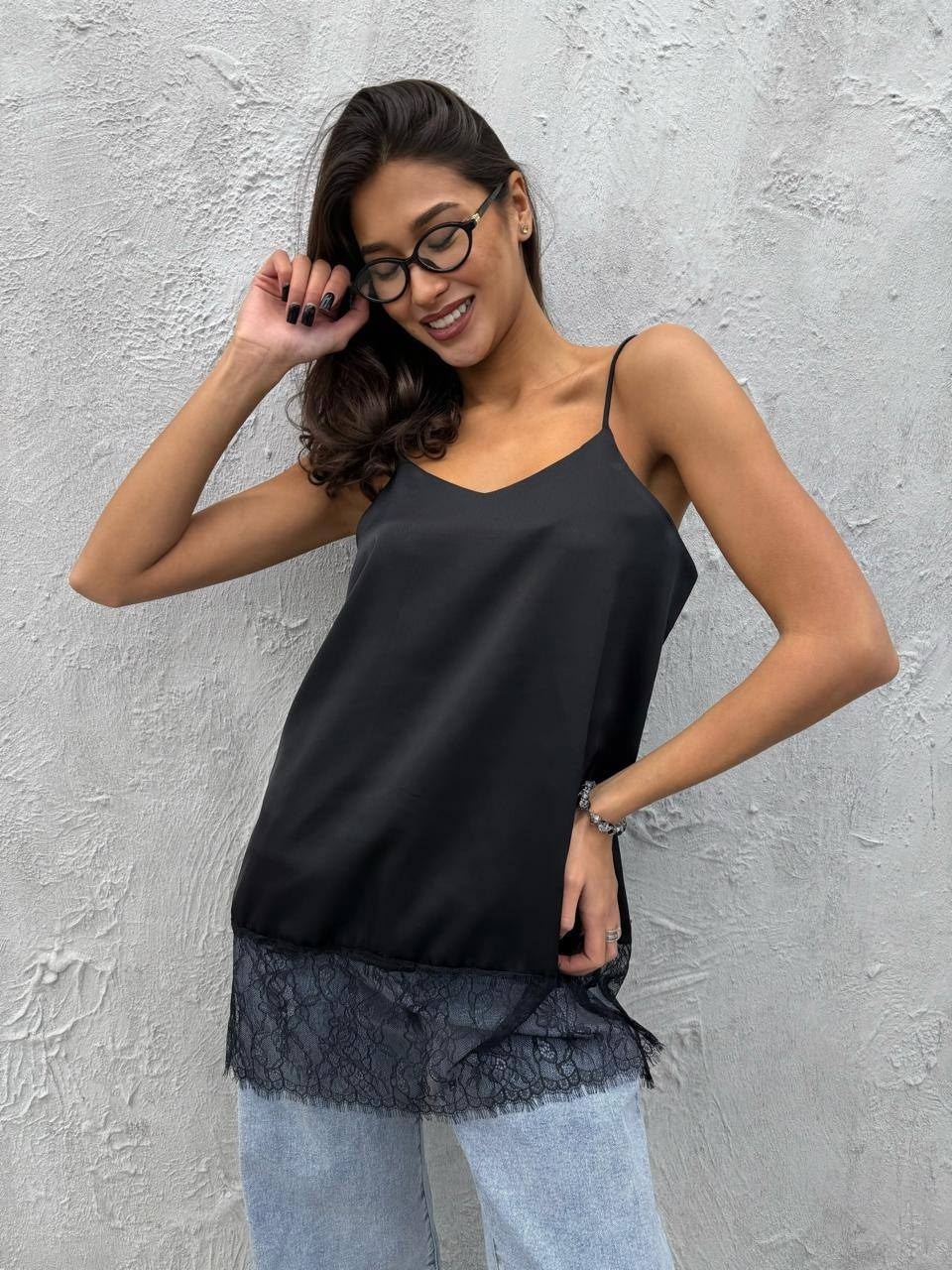 майка с кружевами,топ шелковый,топ шелковый с кружевом,топ с кружевом,шелковая майка