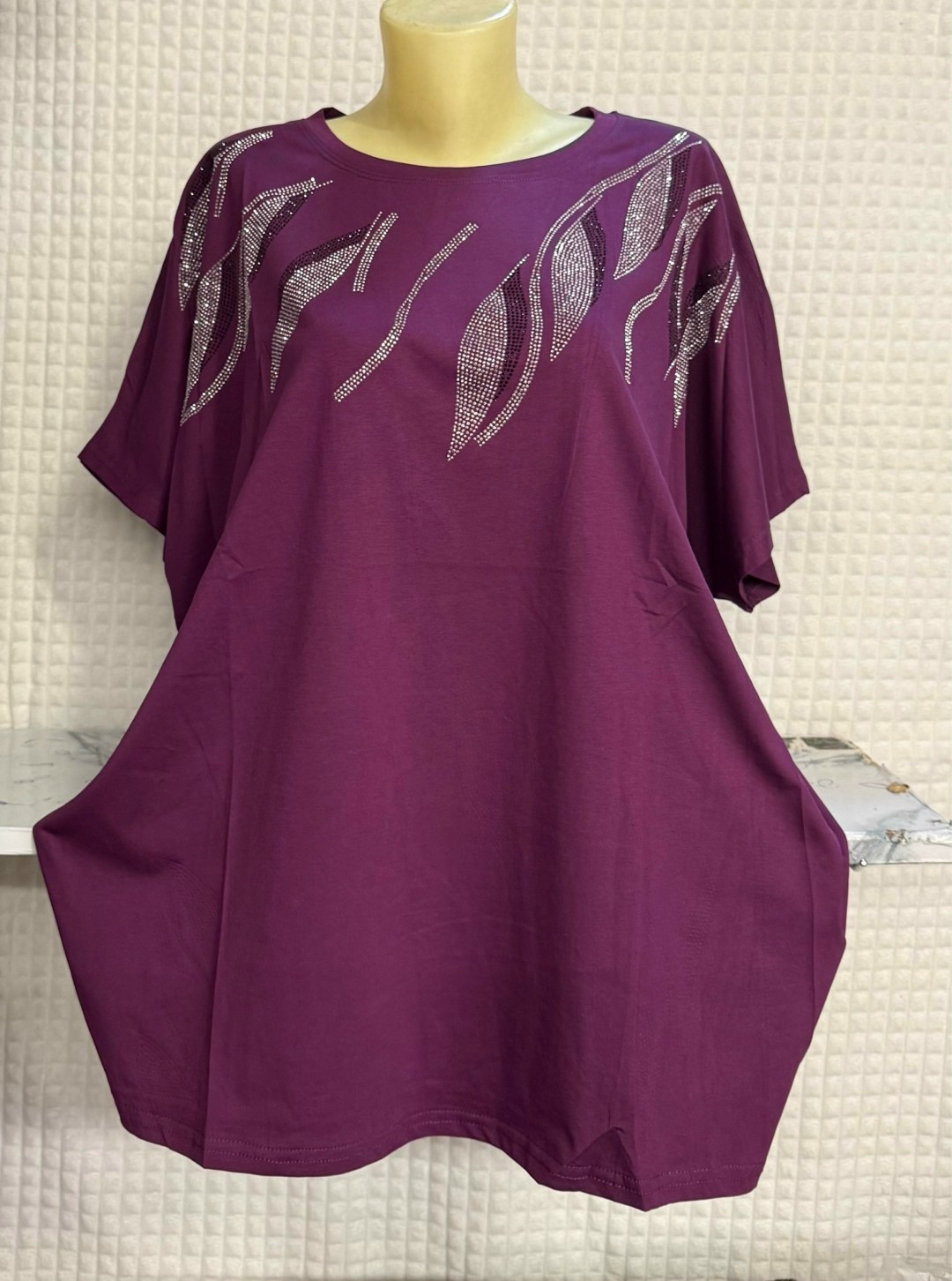 женские футболки больших размеров,футболки женская,футболка больших размеров для женщин,футболки больших размеров,туника нарядная