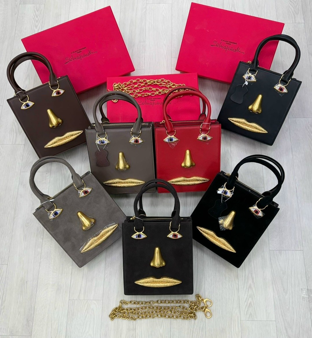 сумка schiaparelli,сумка-тоут schiaparelli,сумка женская schiaparelli,брендовая женская сумка,бархатная сумка для глаз schiaparelli premium sense demon