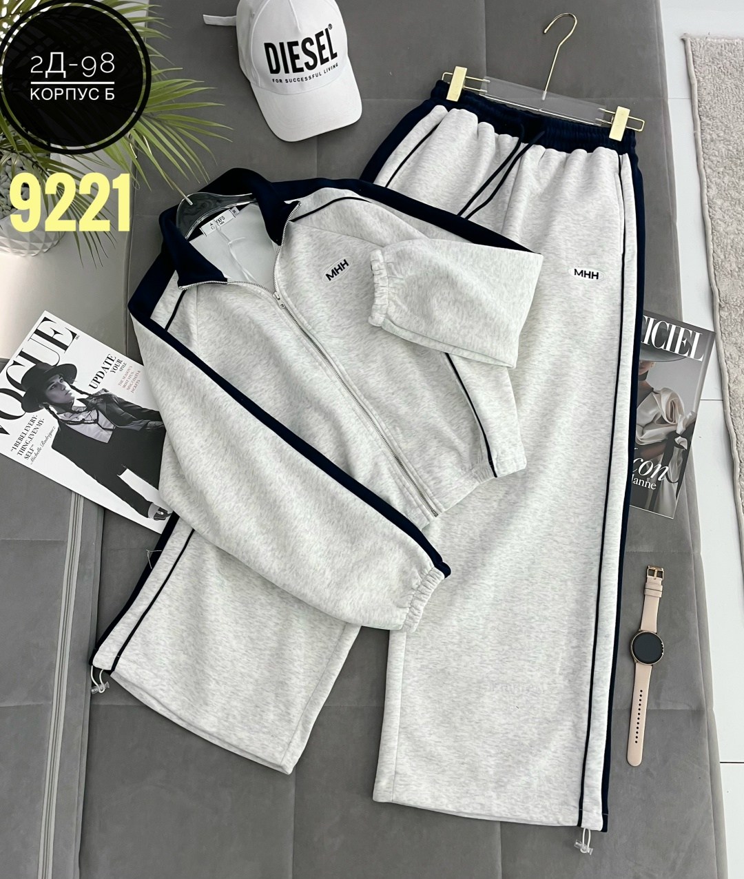 спортивный костюм celine,костюм спортивный женский,спортивный костюм,костюм спортивные женские костюмы,костюм