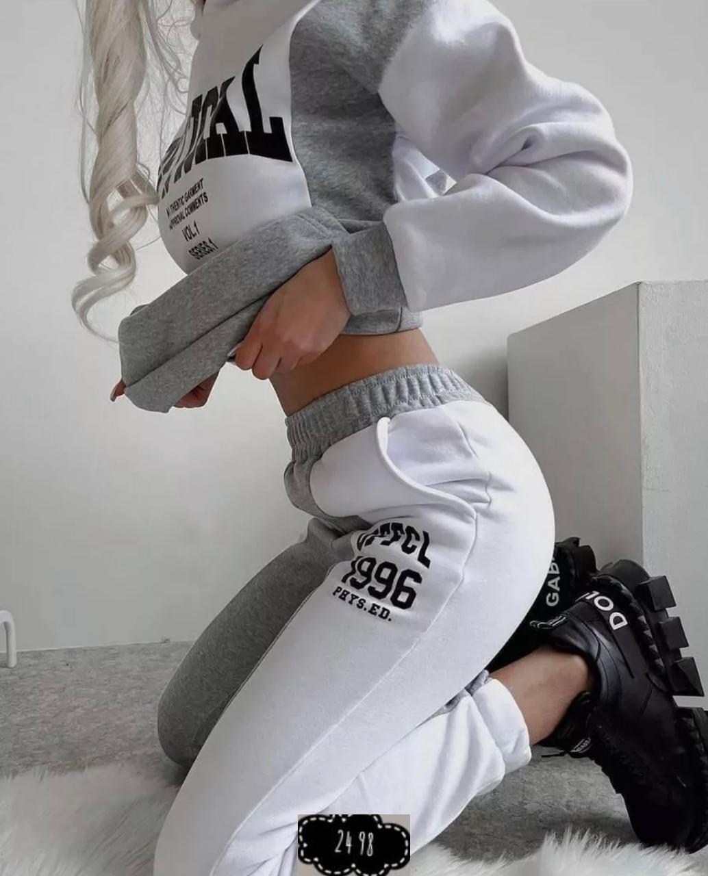 костюм двойка женский на флисе,костюм спортивный женский,женский спортивный костюм на флисе,серо-белый теплый спортивный костюм на флисе,филип плейн спортивные костюмы женские