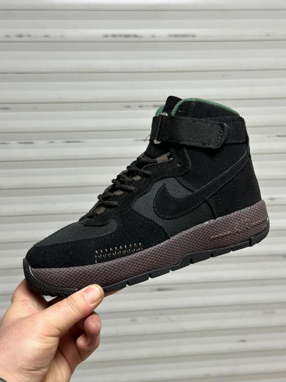 nike air jordan 1 retro high,air jordan 1 retro high og,air jordan 1 mid triple white,nike air jordan 1 retro high og,nike air jordan 1 retro