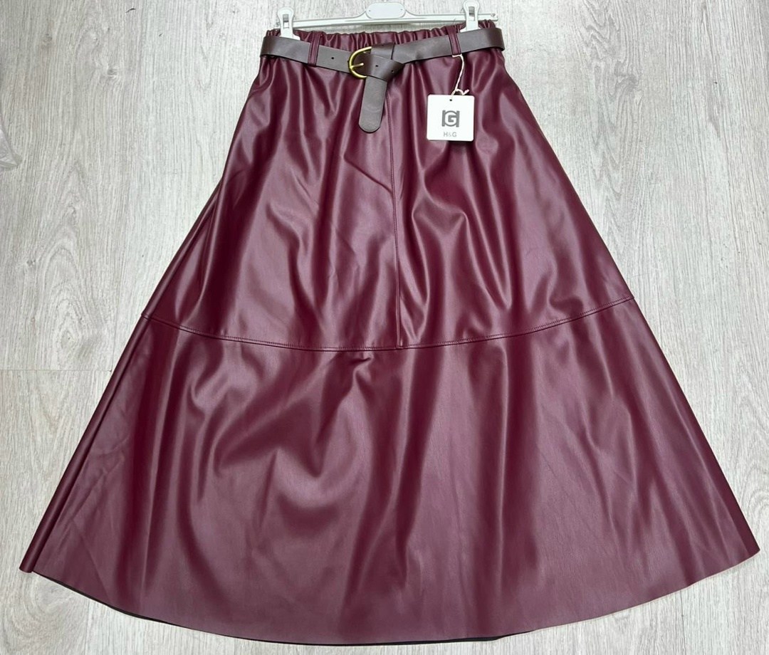 женская плиссированная трапециевидная юбка из экокожи с высокой талией,юбка-миди женская плиссированная трапециевидная из экокожи с высокой талией,юбка трапеция миди кожаная офисная lina grazki,юбка к