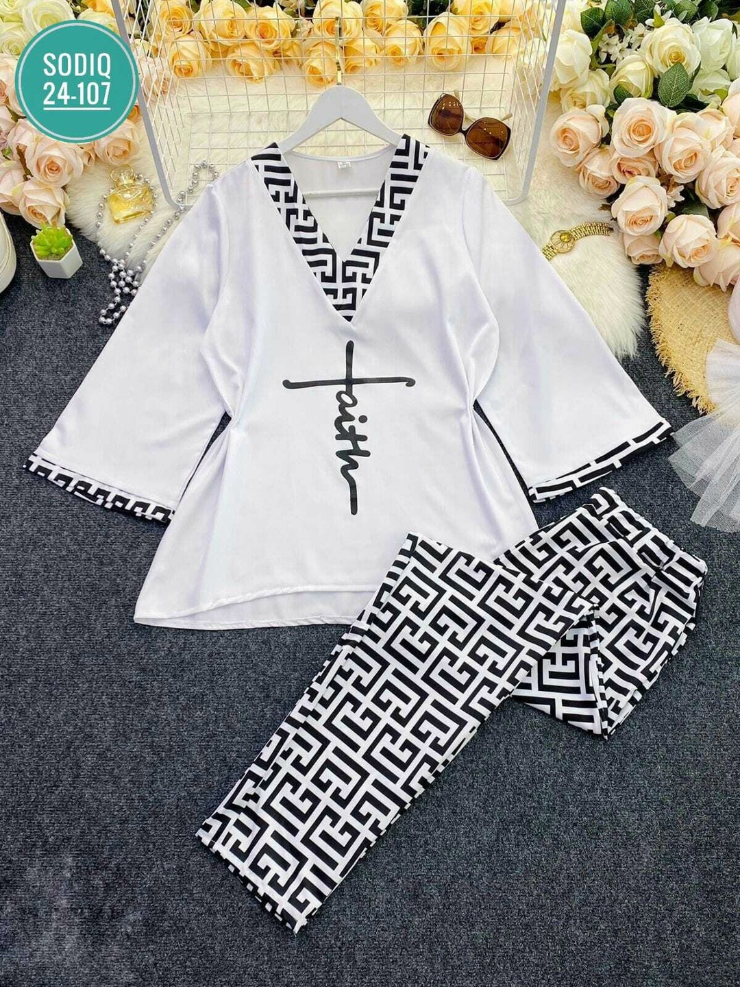 костюм двойка женская,повседневный женский костюм,стильные костюмы,женские костюмы,костюм комплекты