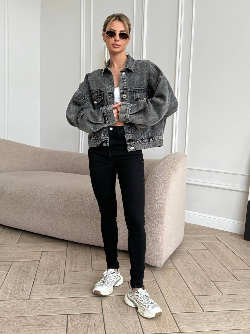 джинсовая куртка,серая джинсовая куртка,джинсовая куртка женская,удлиненная куртка джинсовая оверсайз джинсовка,куртка джинсовая оверсайз