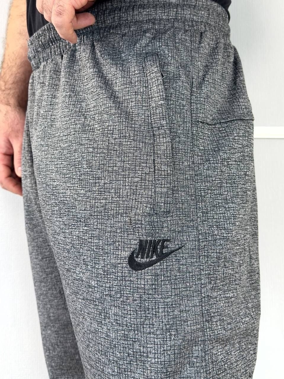 спортивные брюки,штаны спортивные,брюки спортивные мужские,штаны мужские спортивные,спортивные джоггеры