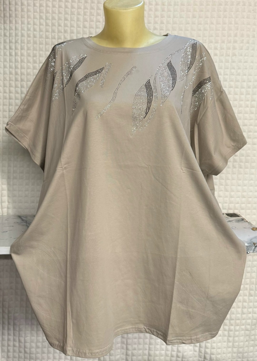 женские футболки больших размеров,футболки женская,футболка больших размеров для женщин,футболки больших размеров,туника нарядная