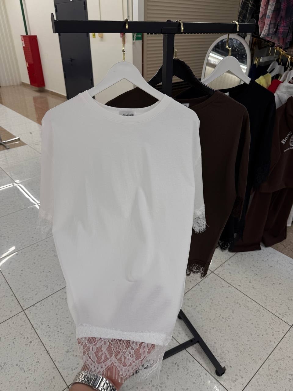 футболка с кружевами,футболки женская,футболка нарядная,футболка женская с кружевом,футболке