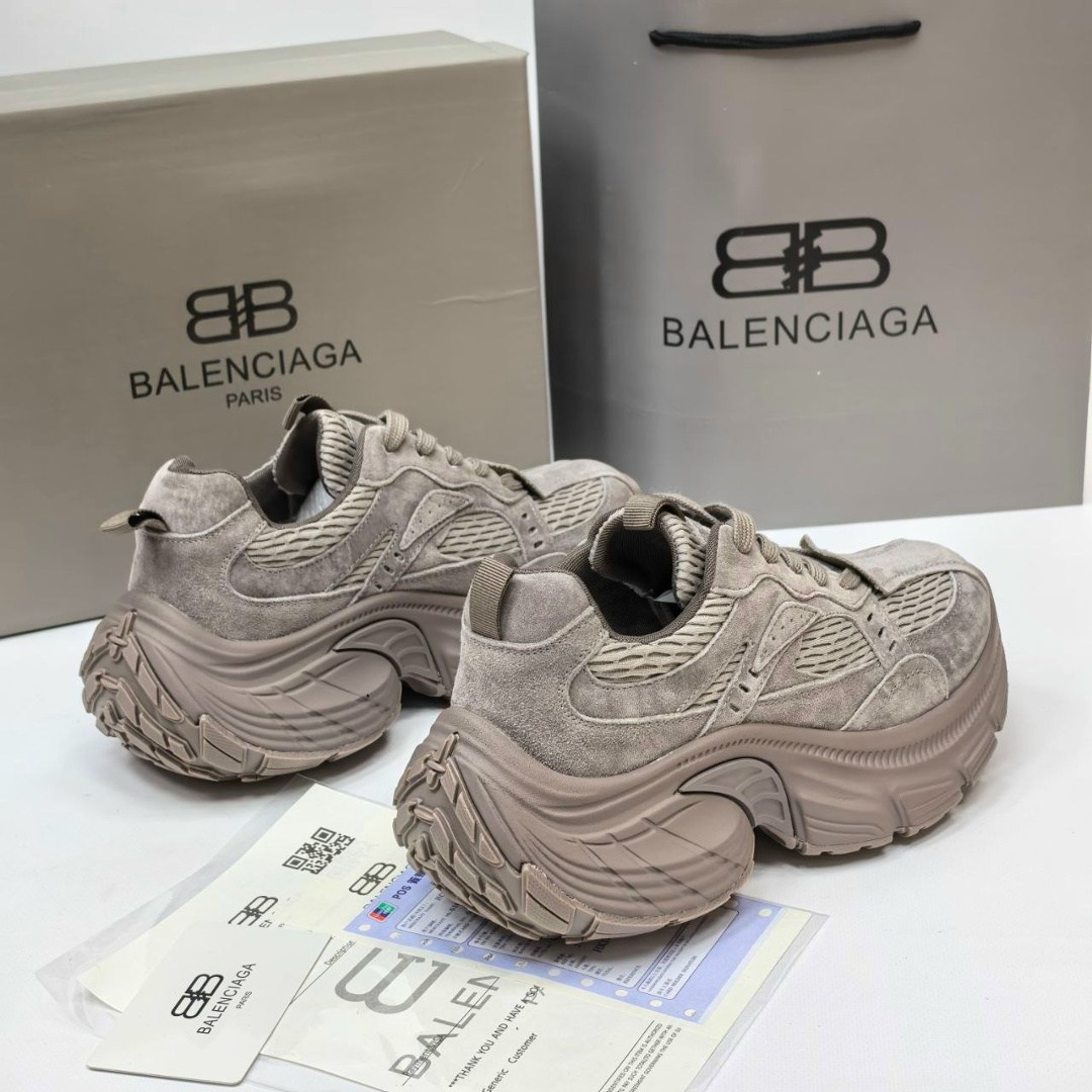 кроссовки женские balenciaga,кроссовки balenciaga,,кроссовки balenciaga triple s,balenciaga triple s sneaker