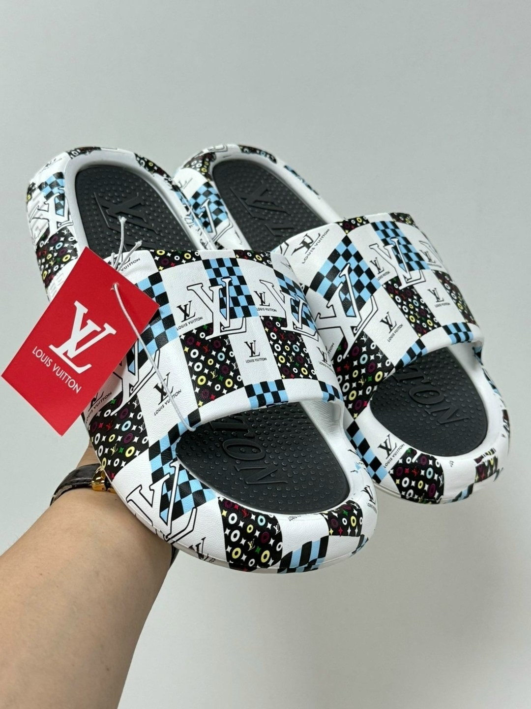 шлепанцы луи виттон,шлепанцы louis vuitton,луи виттон шлепки мужские,шлепанцы женские,шлепки луи витон