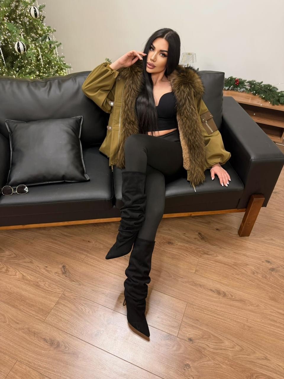 куртка мех на воротнике натуральный песец,куртка с натуральным мехом,пуховик с натуральным мехом,куртка на меху,куртка бомбер