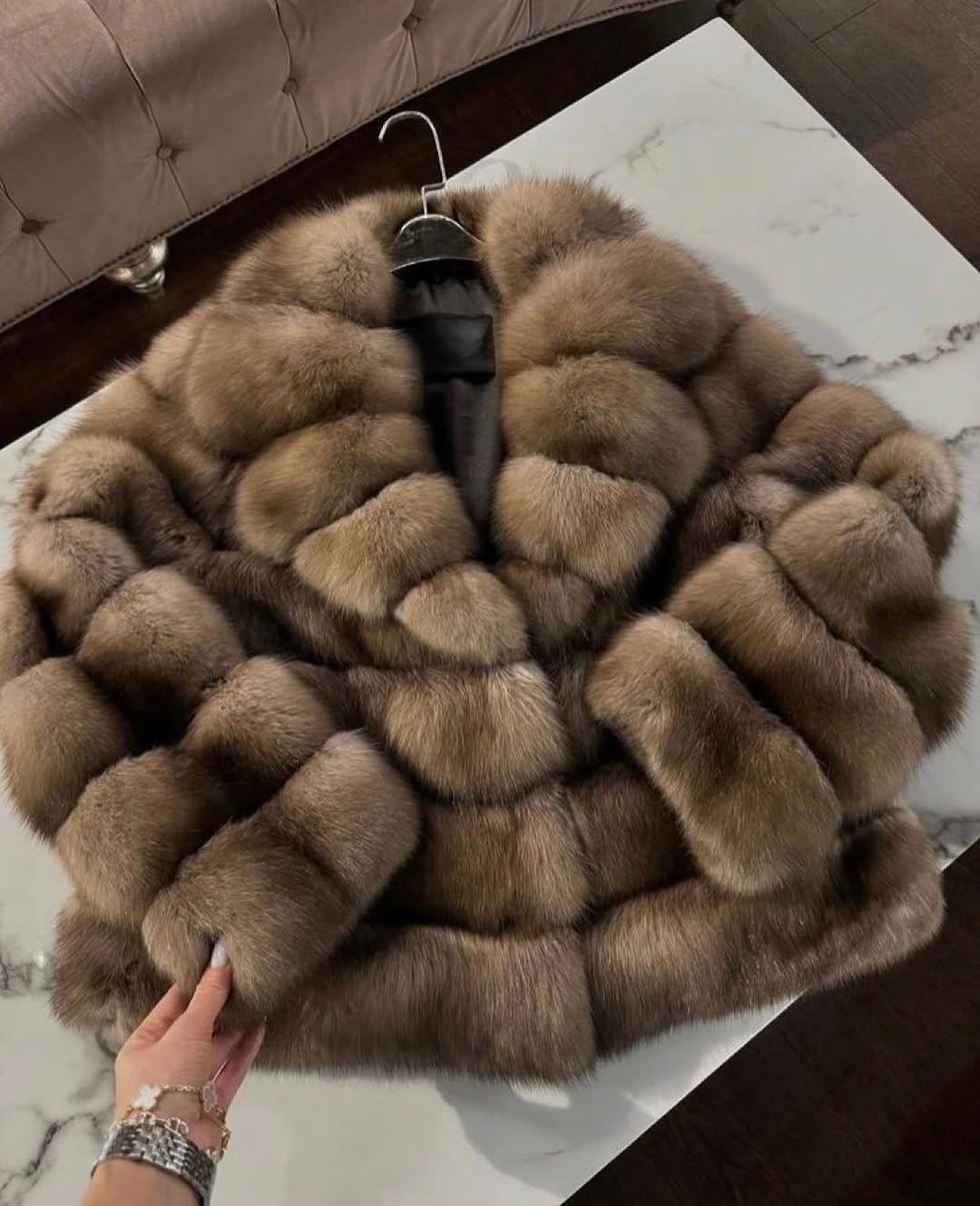 шуба из куницы,шуба соболь,шуба из соболя,женская шуба из натурального лисьего меха,шуба из песца под соболя