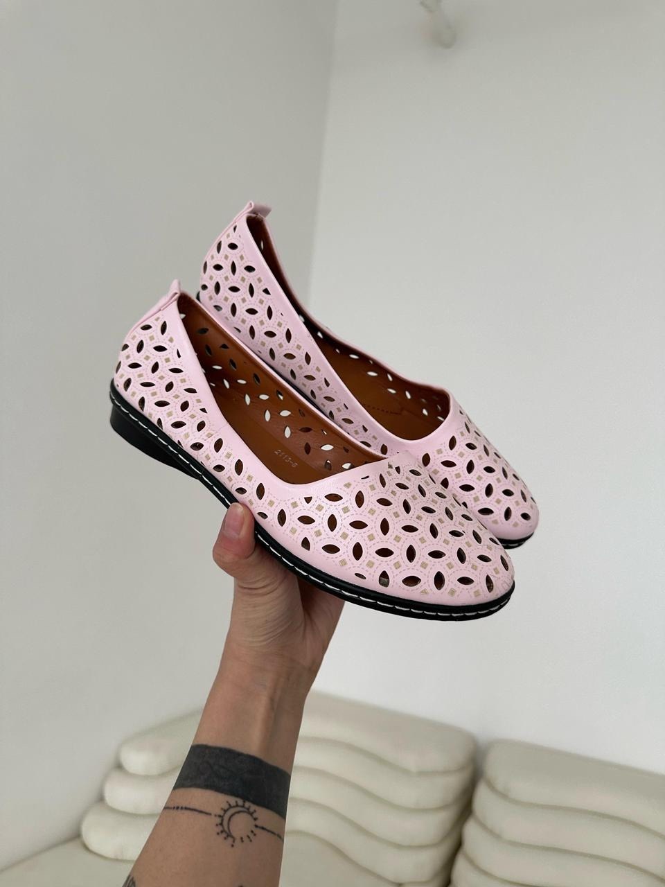 ,балетки кожаные с перфорацией женские,летние балетки с перфорацией,туфли женские, женская